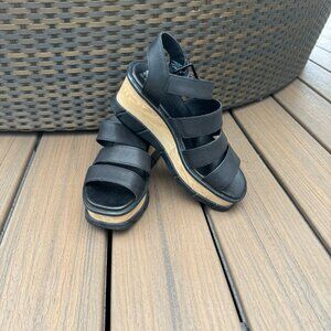 NEW Sorel Joanie III Platform Ankle Strap Sandals Women's 8 Black Leather
